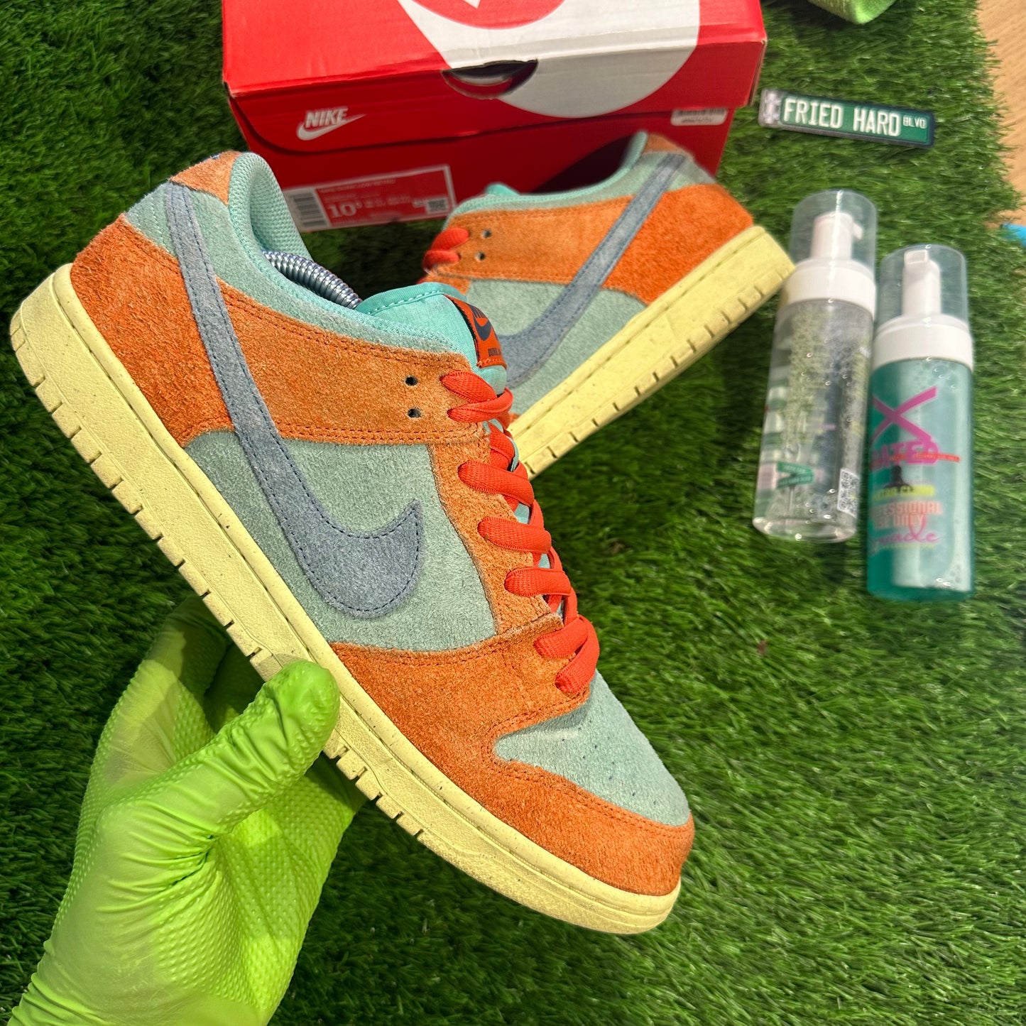 Nike SB Dunk Low Orange Emerald Rise