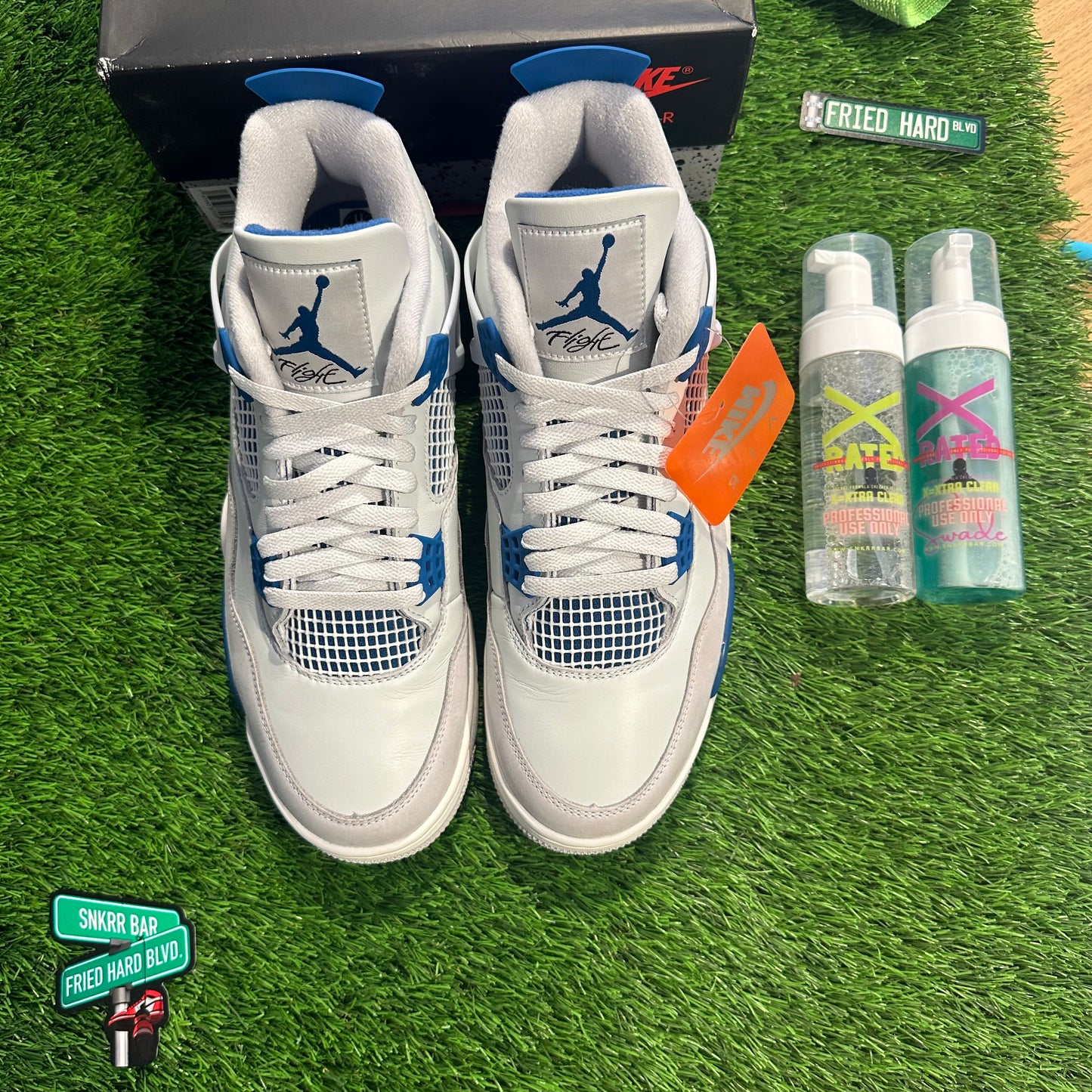 Jordan 4 Retro Military Blue (2024)