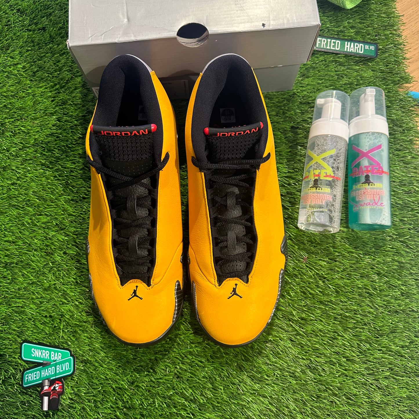 Jordan 14 Retro University Gold