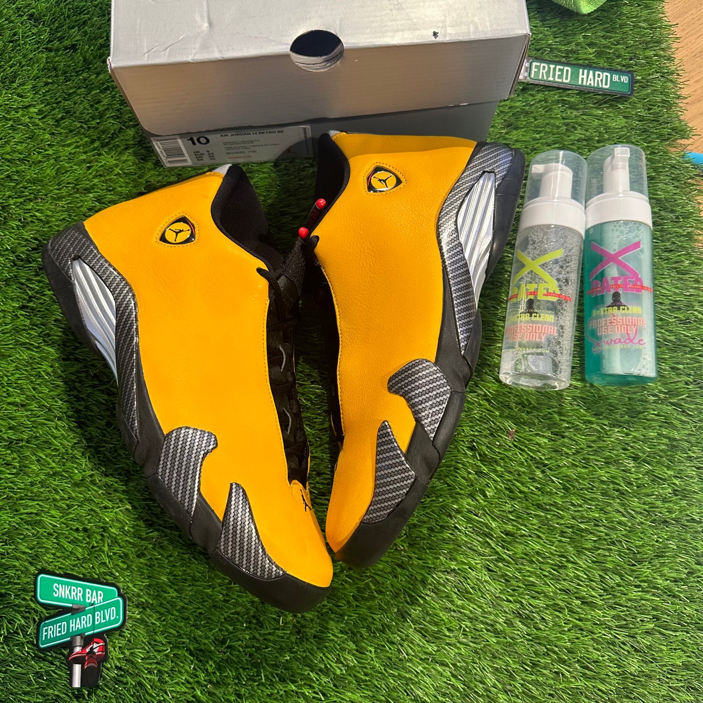 Jordan 14 Retro University Gold