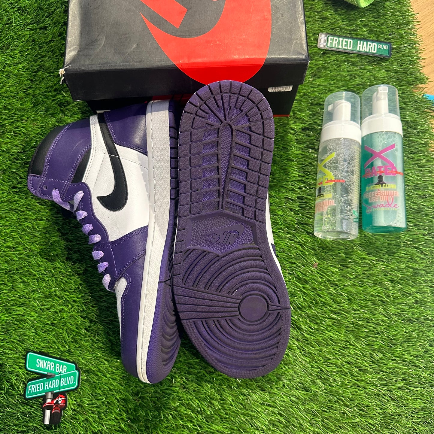 Jordan 1 Retro High Court Purple White