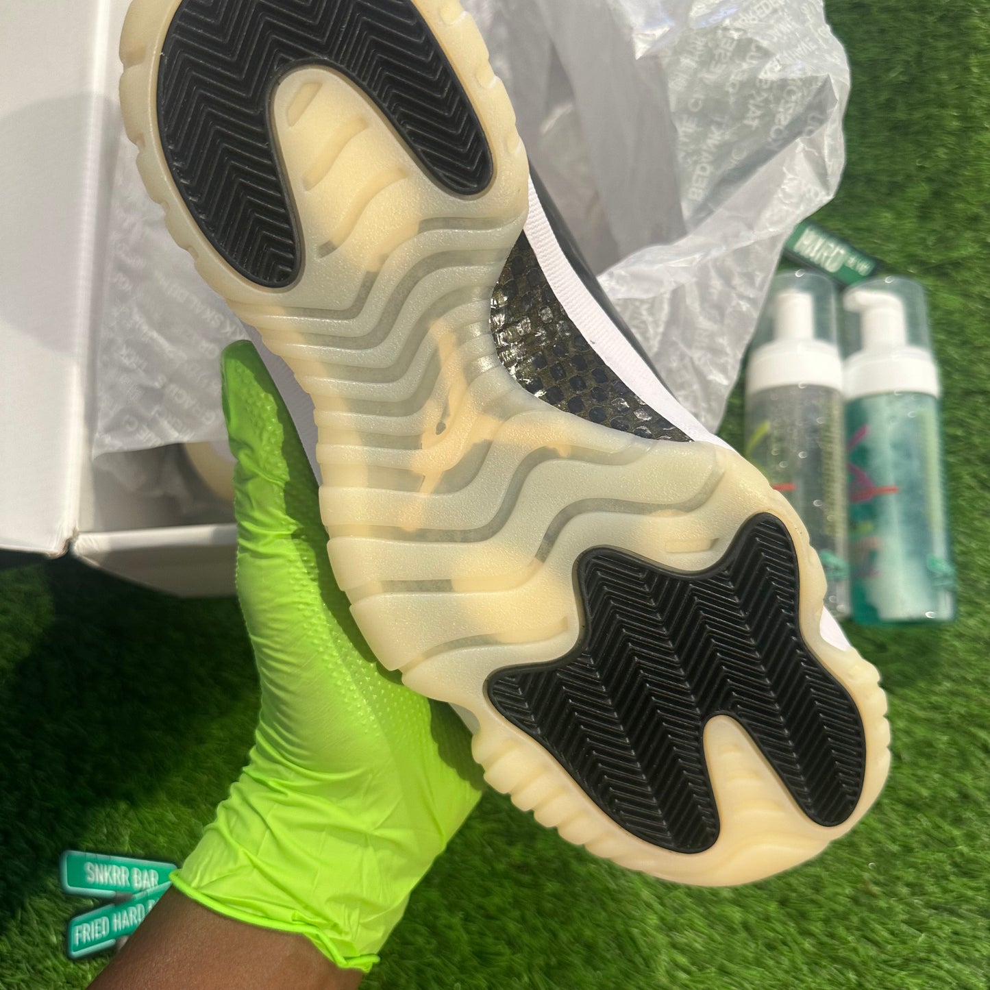 Jordan 11 Retro DMP Gratitude (2023)