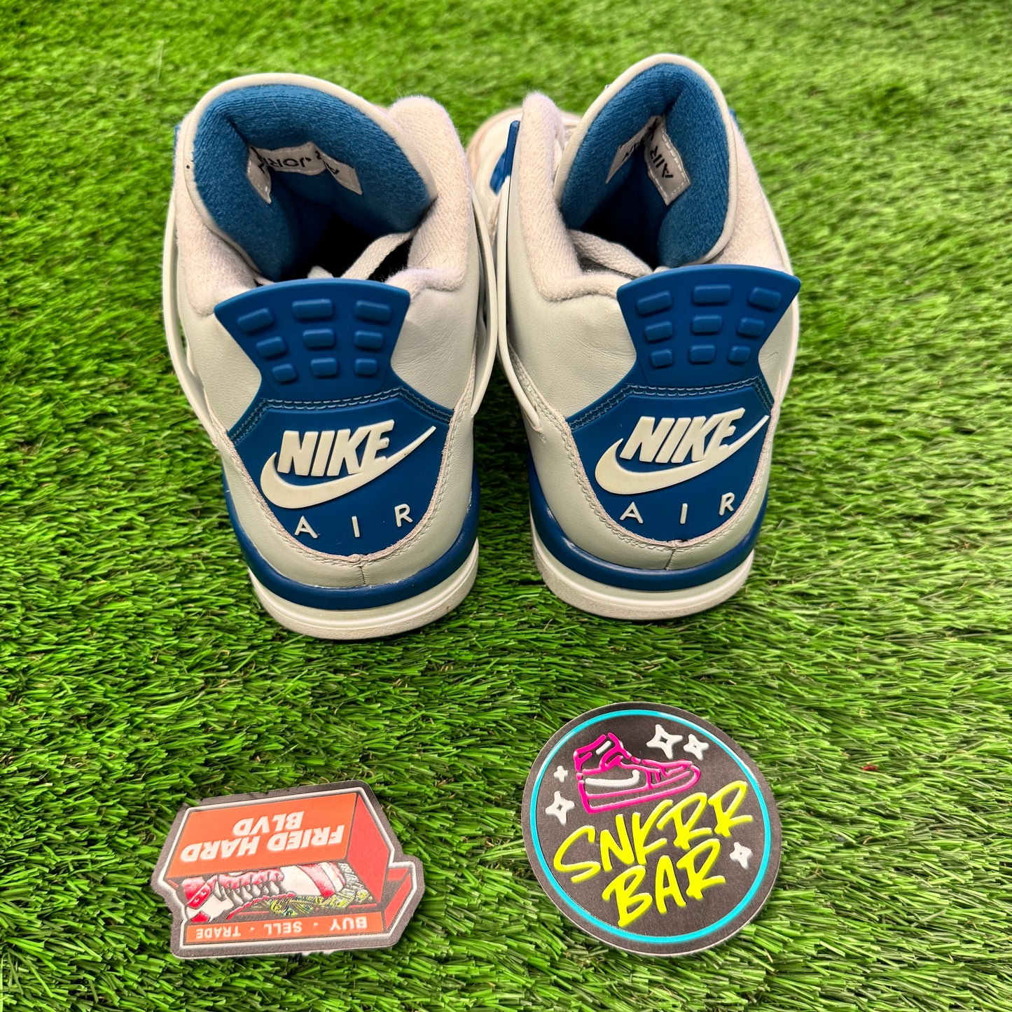 Jordan 4 Retro Military Blue (2024) 8M/9.5W