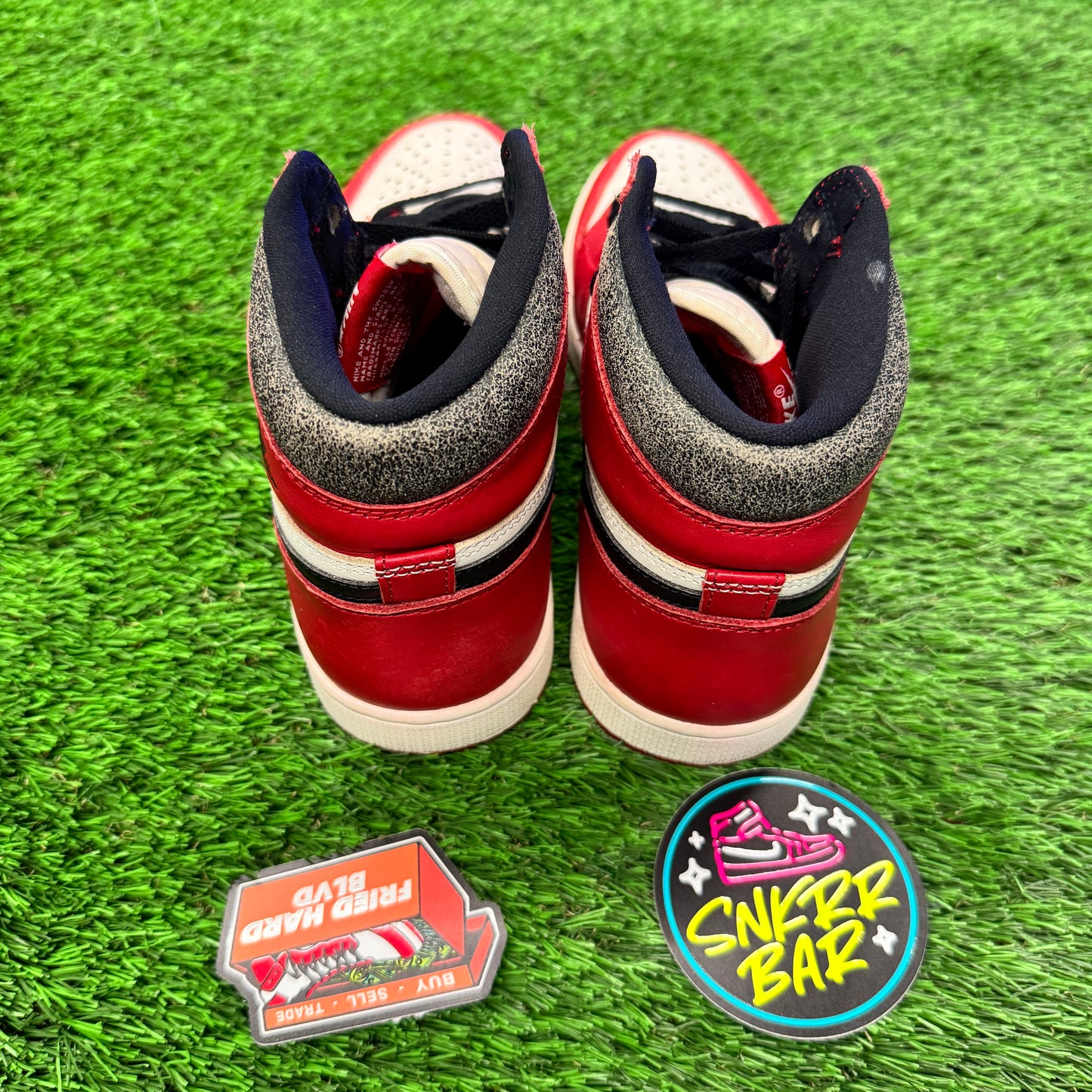 Jordan 1 Retro High OG Chicago Lost and Found 7.5M/9W