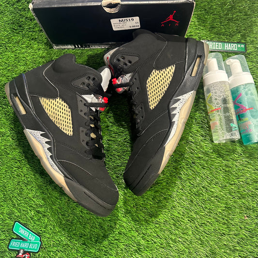 Jordan 5 Retro Black Metallic (2016)