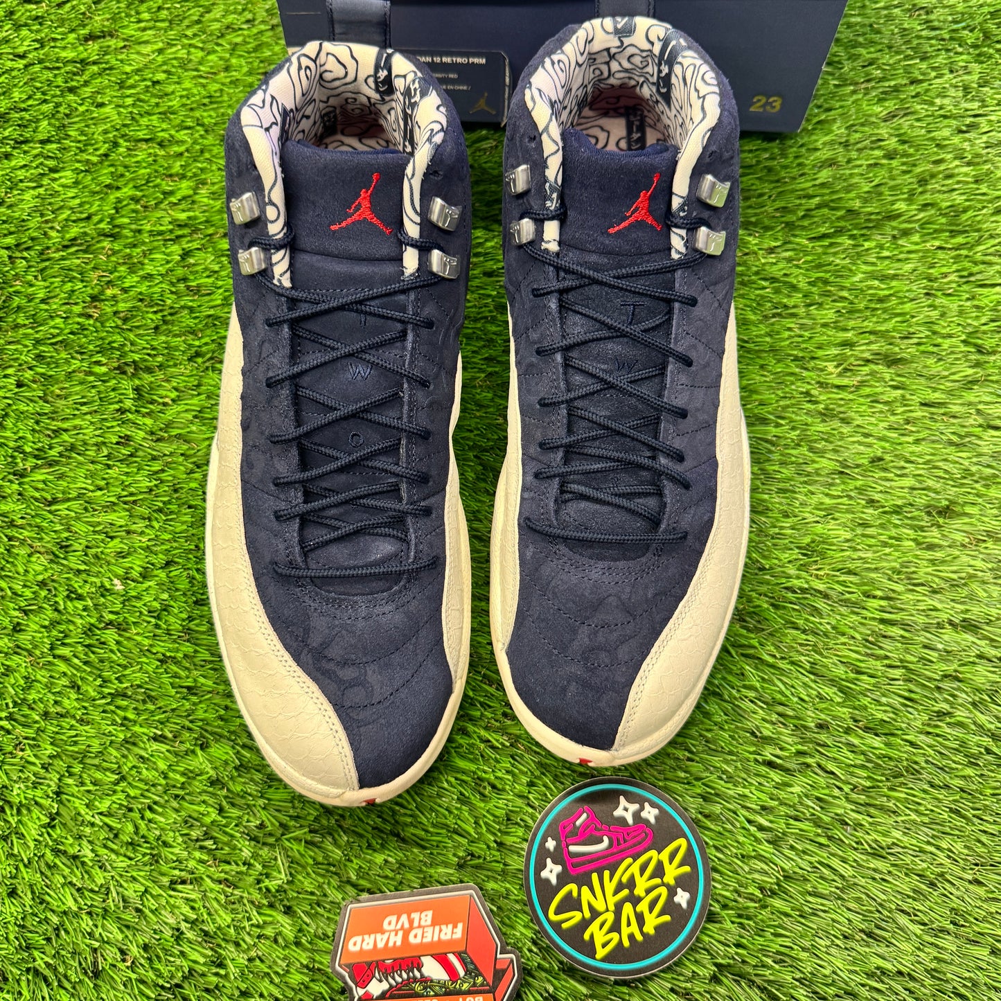 Jordan 12 Retro International Flight 11.5M/13W