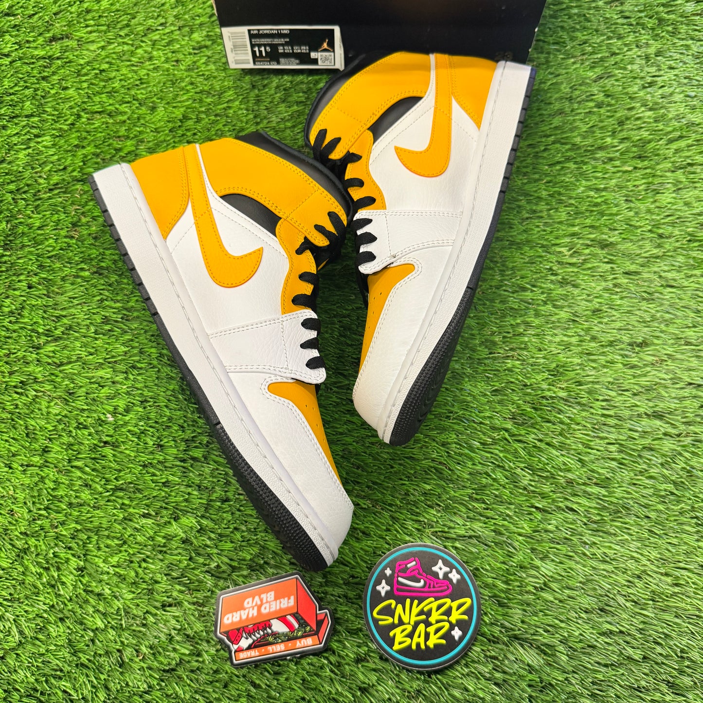 Jordan 1 Mid University Gold 11.5M/13W
