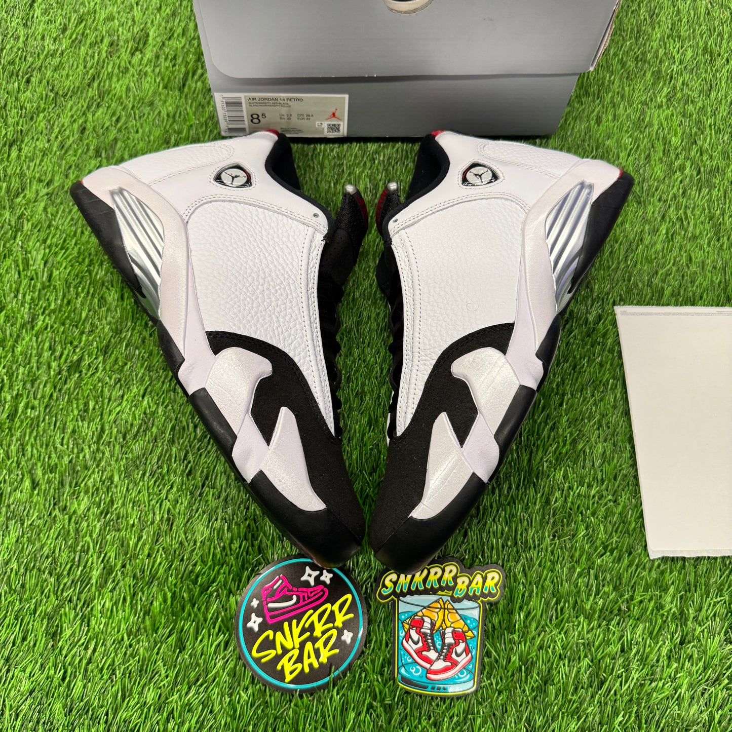 Jordan 14 Retro Black Toe (2024) SIZE 8.5M/10W