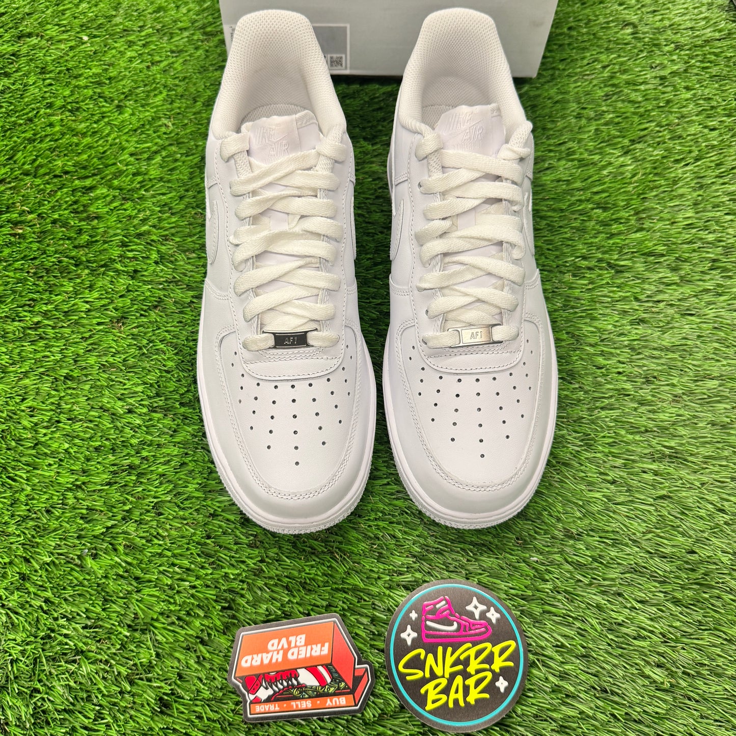 Nike Air Force 1 Low '07 White 9.5M/11W