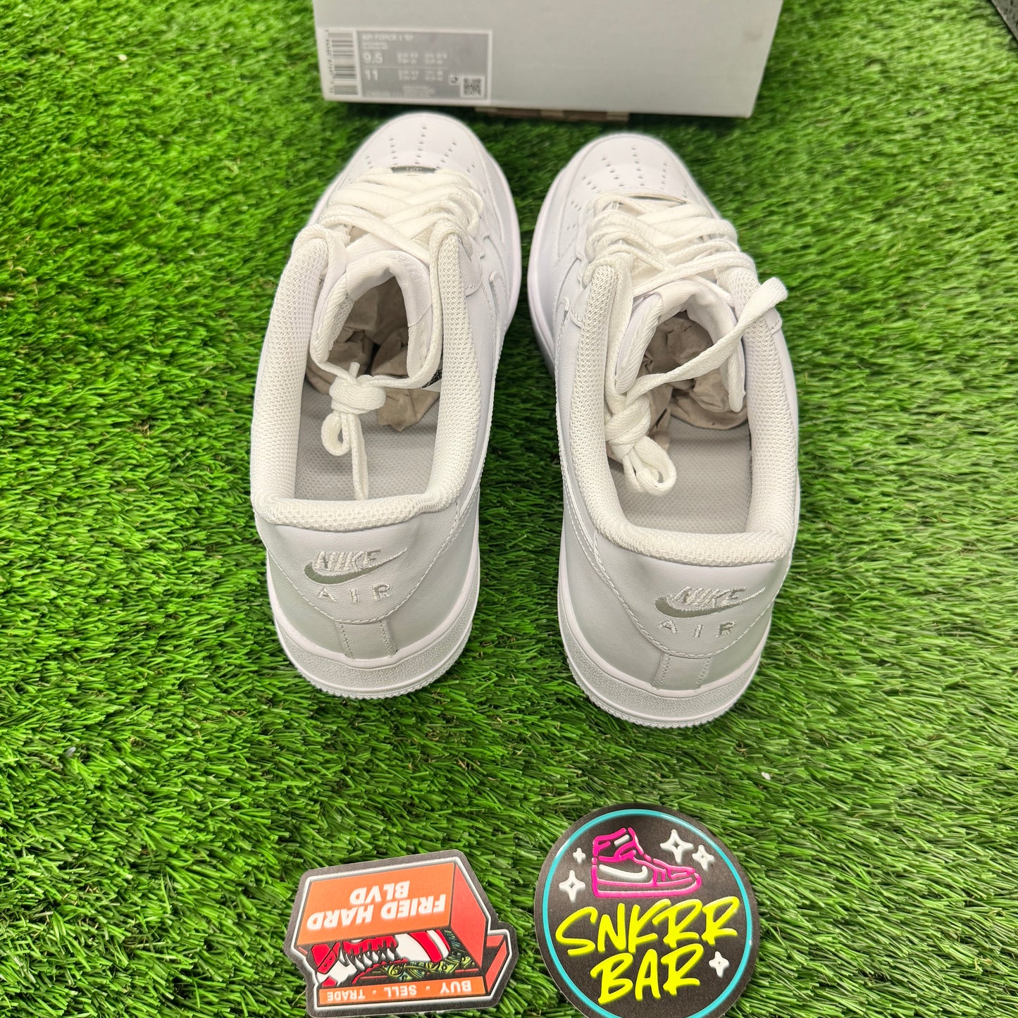 Nike Air Force 1 Low '07 White 9.5M/11W