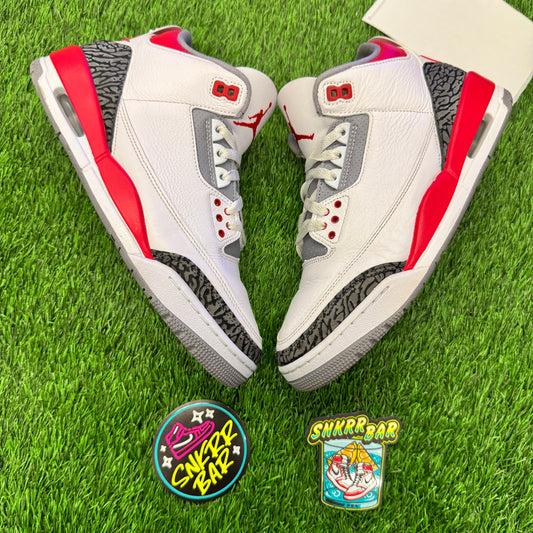 Jordan 3 Retro Fire Red (2022) SIZE 9.5M/11W