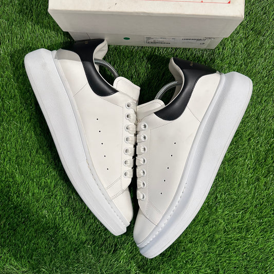 Alexander McQueen Oversized White Black