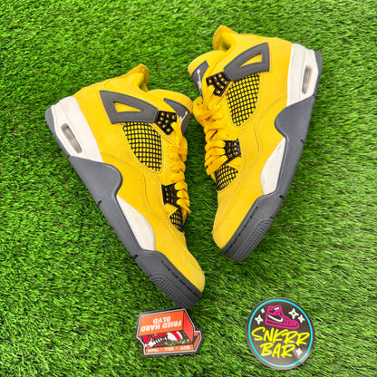Jordan 4 Retro Lightning (2021) 9.5M/11W