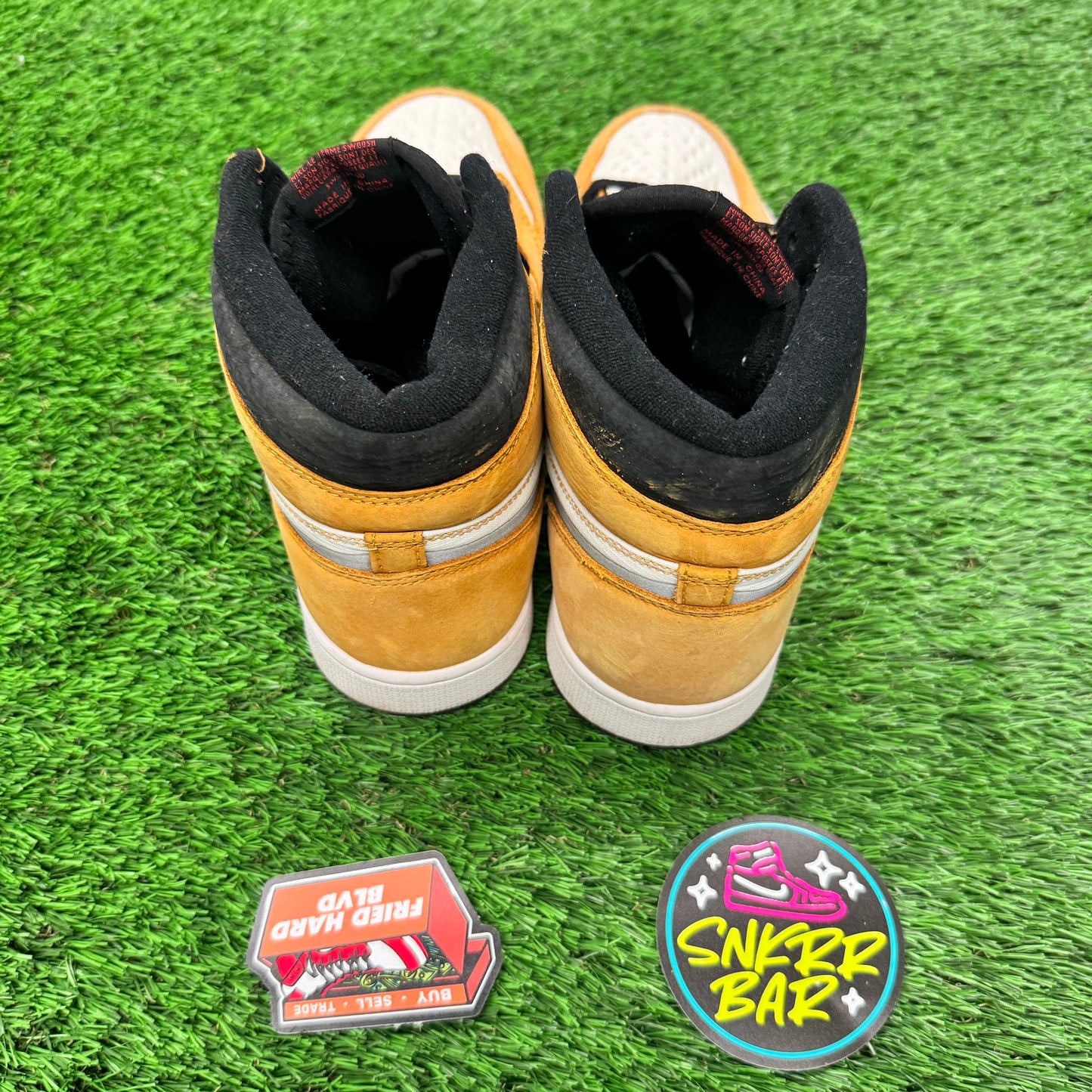 Jordan 1 Retro High Element Gore-Tex Light Curry