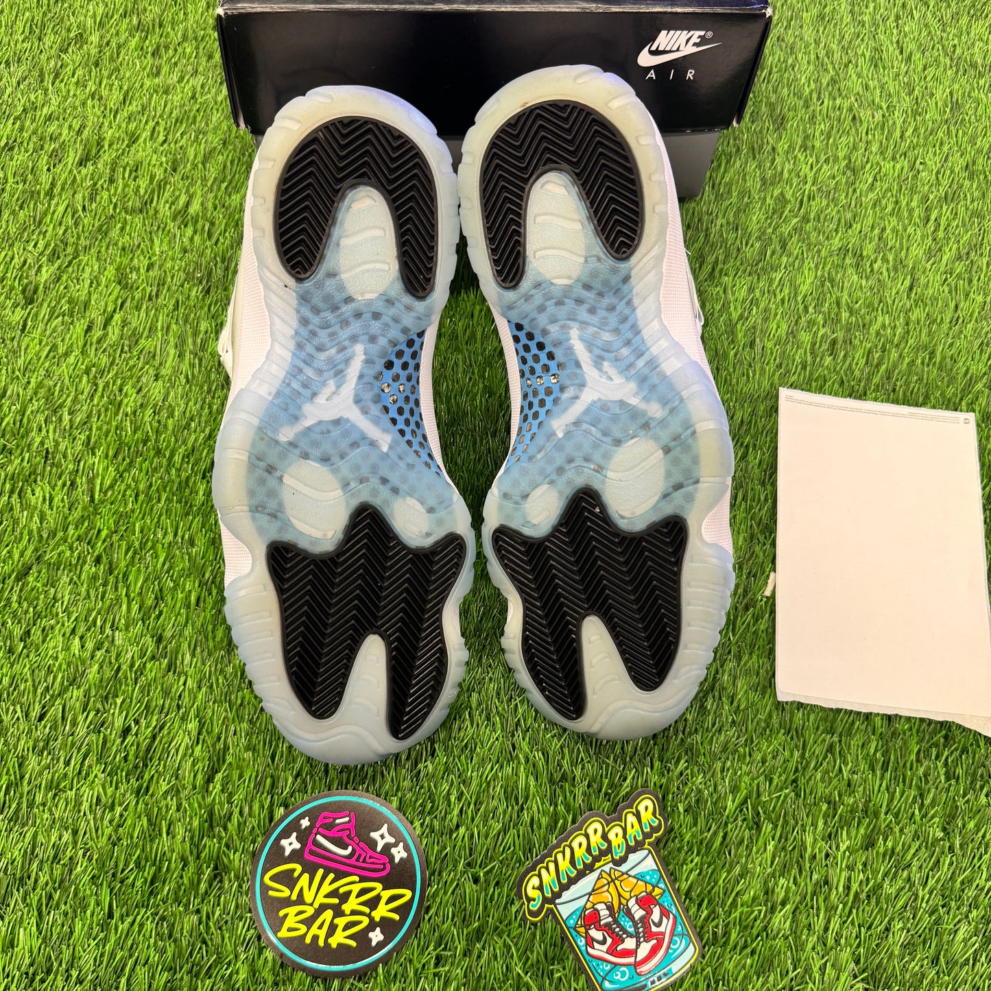 Jordan 11 Retro Legend Blue (2024) SIZE 8M/9.5W