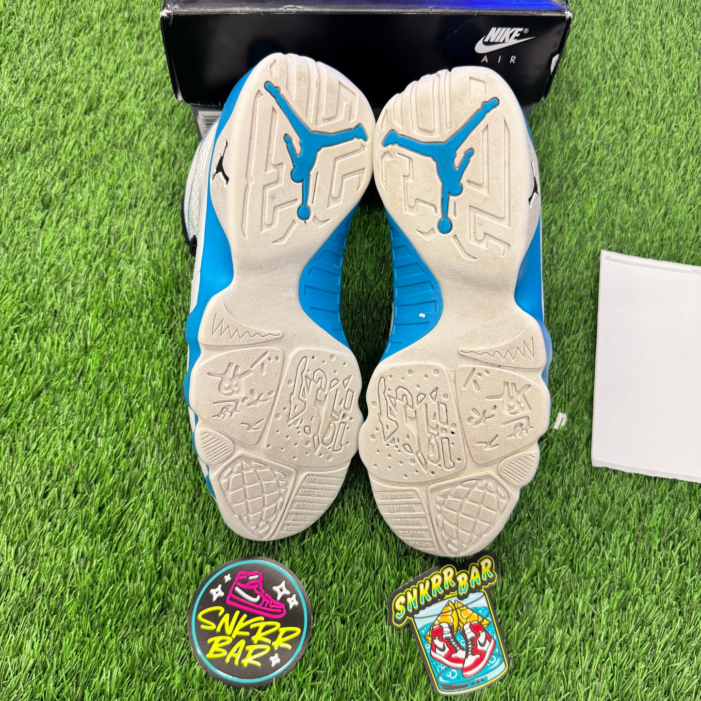 Jordan 9 Retro Powder Blue (2024) SIZE 9M/10.5W