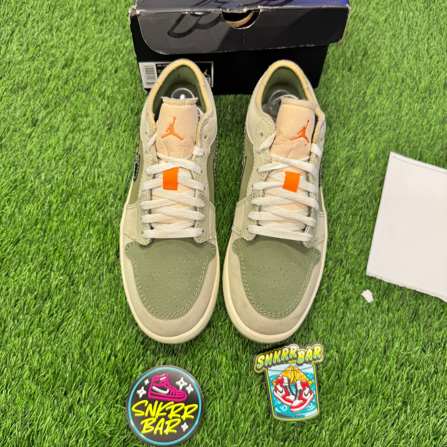 Jordan 1 Low SE Craft Light Olive SIZE 10.5M/12W