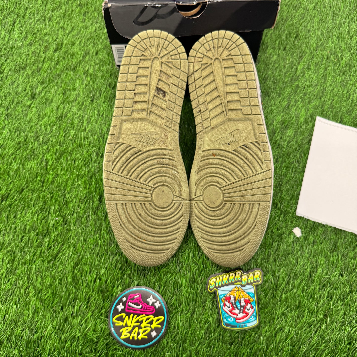 Jordan 1 Low SE Craft Light Olive SIZE 10.5M/12W