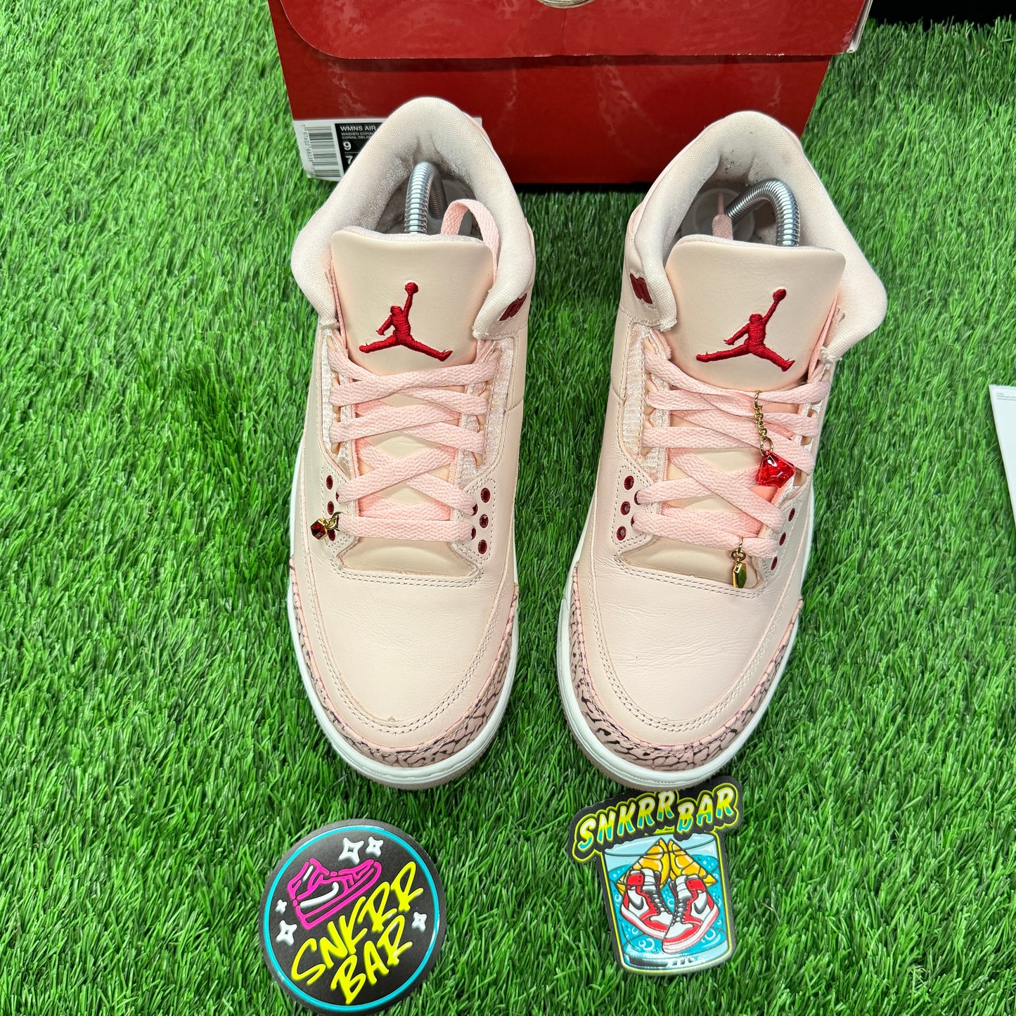 Jordan 3 Retro Valentine's Day Treat Yourself (2025) (Women's) SIZE 7.5M/9W