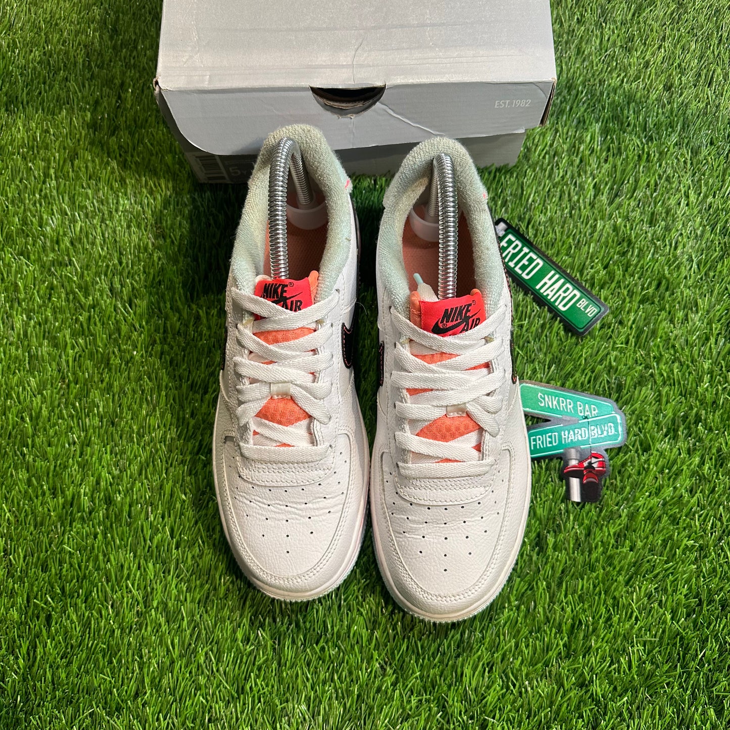 Air Force 1 Low 07 LV8 White Atomic Pink (GS) 5Y/6.5W