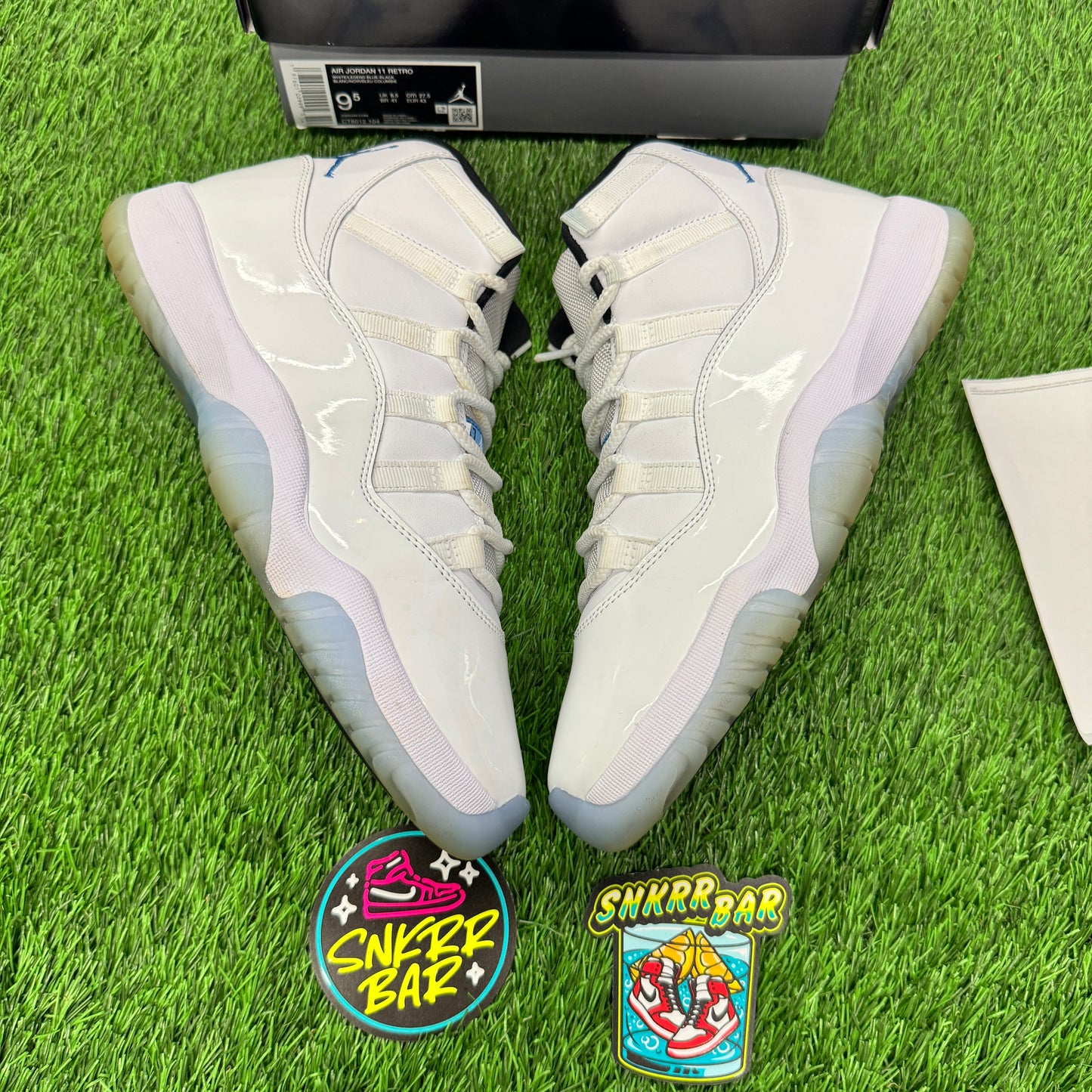 Jordan 11 Retro Legend Blue (2024) SIZE 9.5M/11W