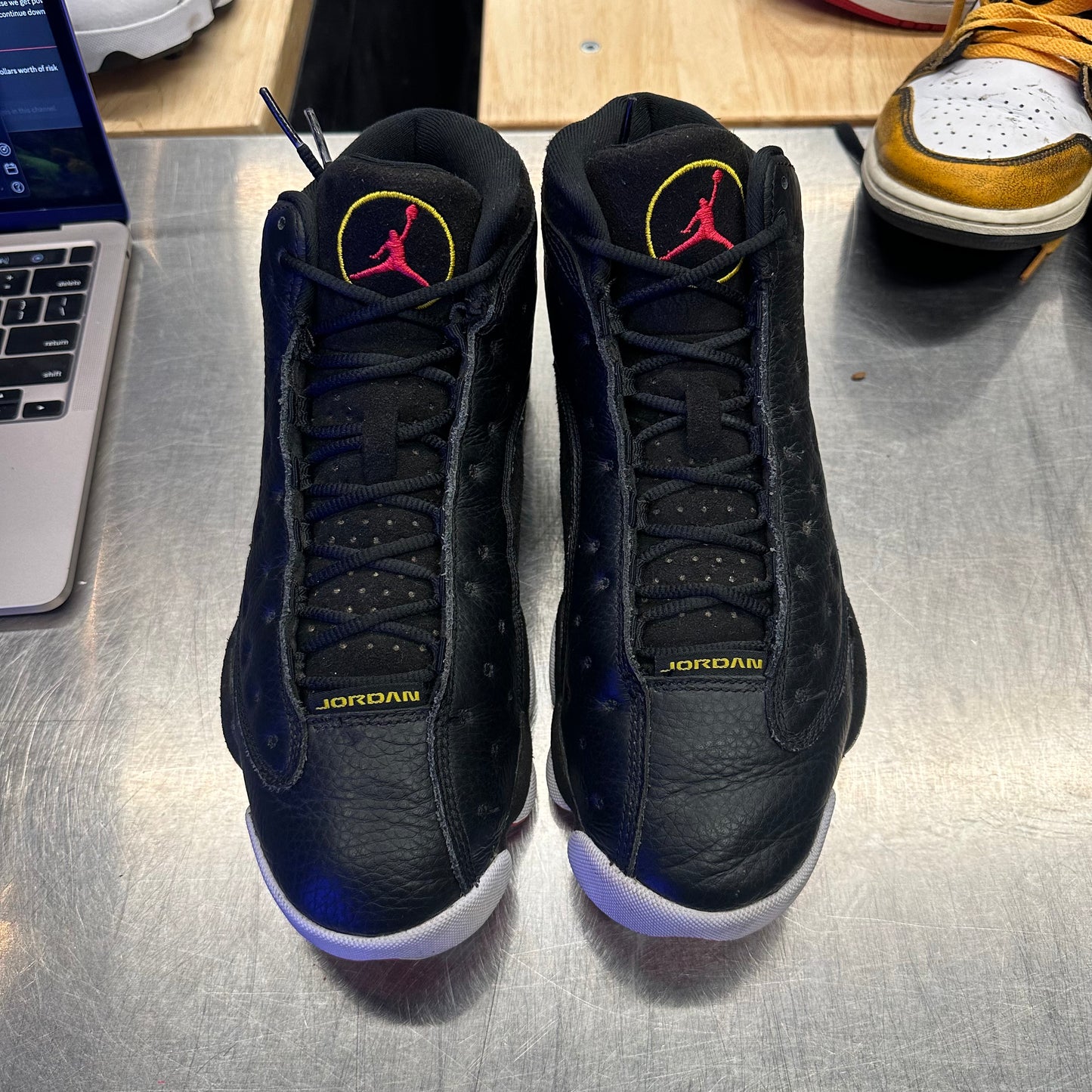Jordan 13 Retro Playoffs (2023) 8.5M/10W