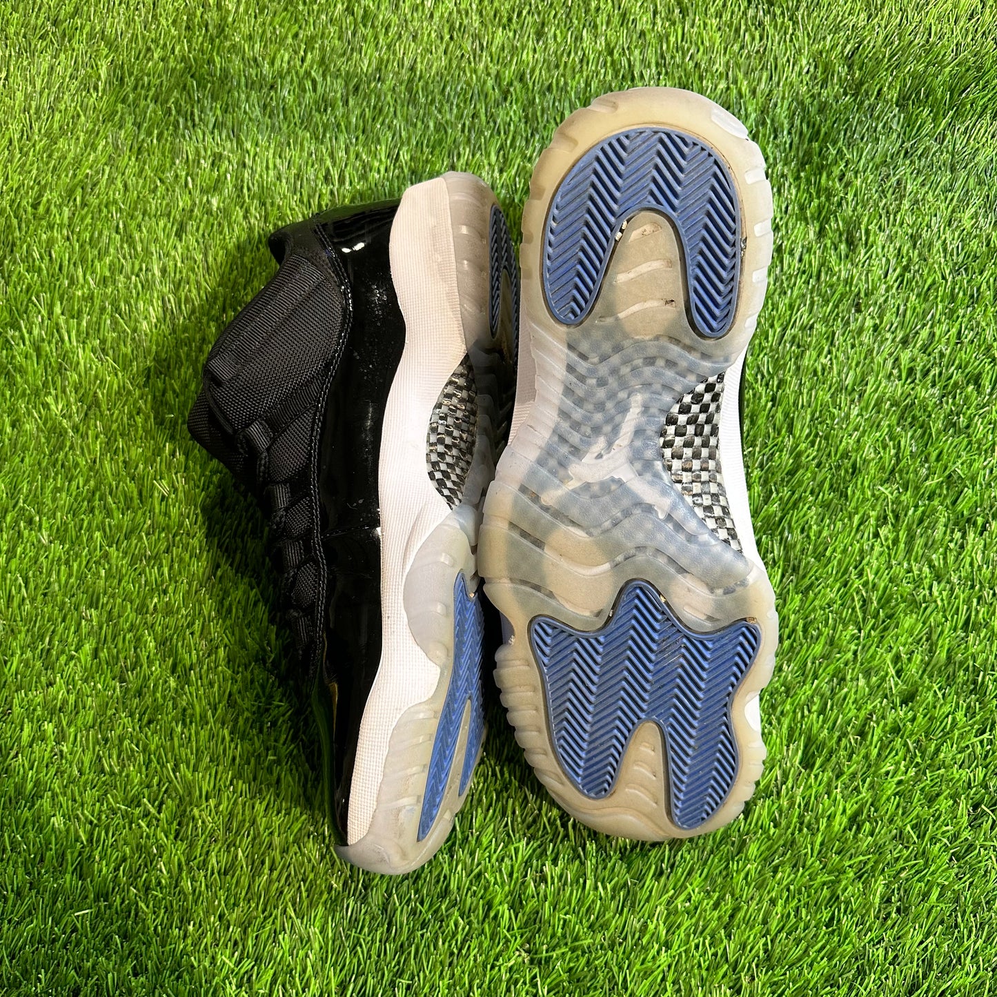 Jordan 11 Retro Low Space Jam