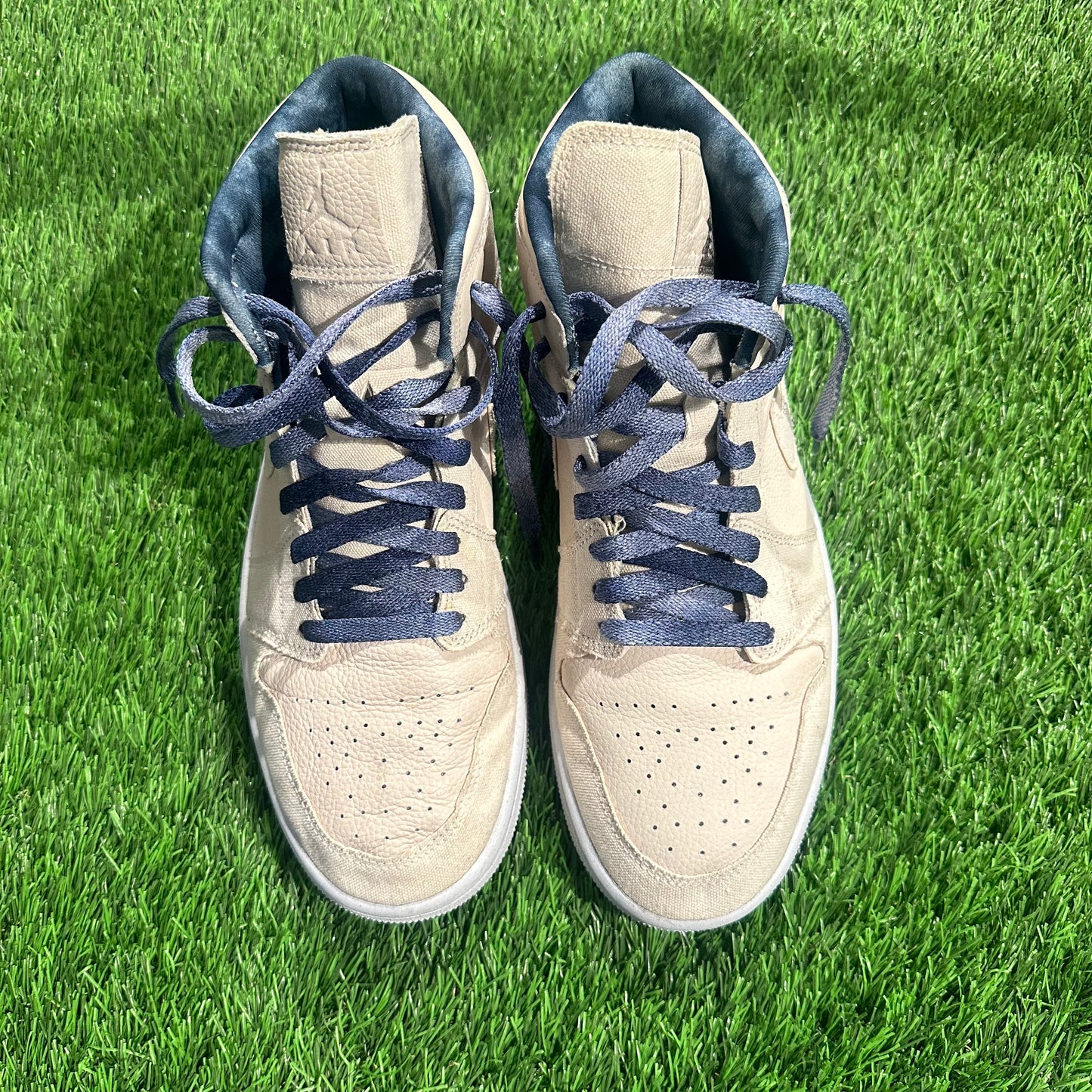 Jordan 1 Mid SE Sanddrift (Women's)