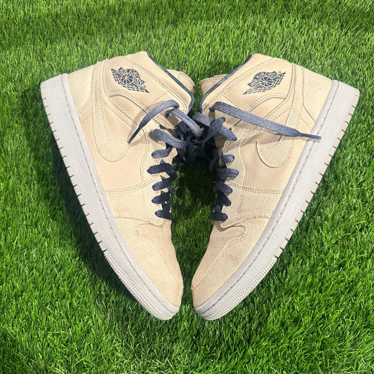 Jordan 1 Mid SE Sanddrift (Women's)