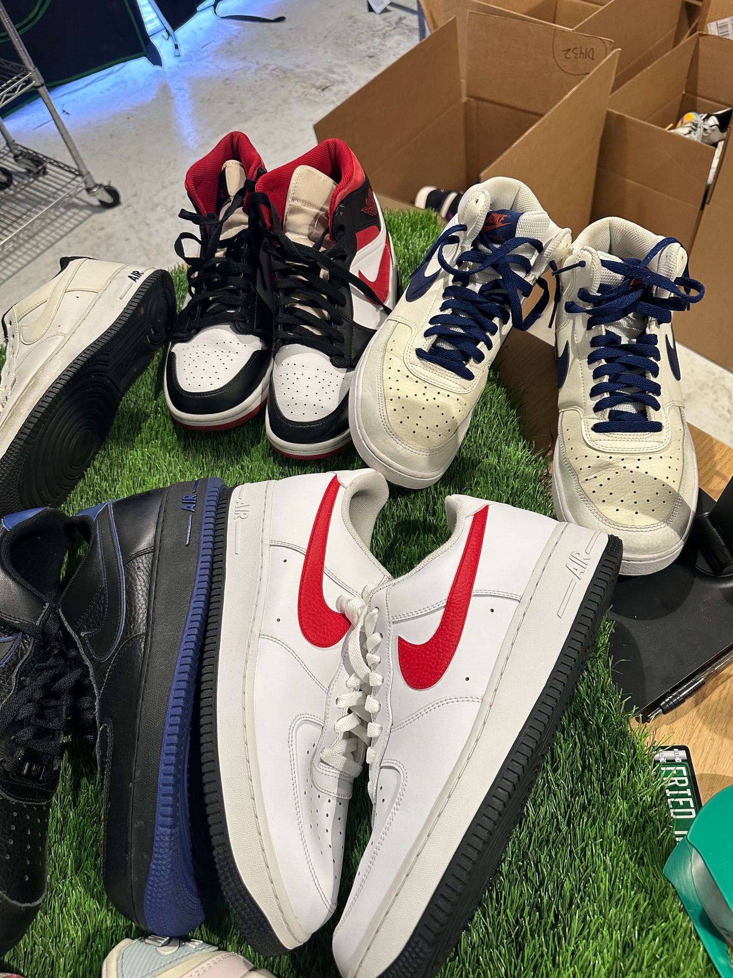 7 PAIR STORY STEAL (9.5M-10.5M)