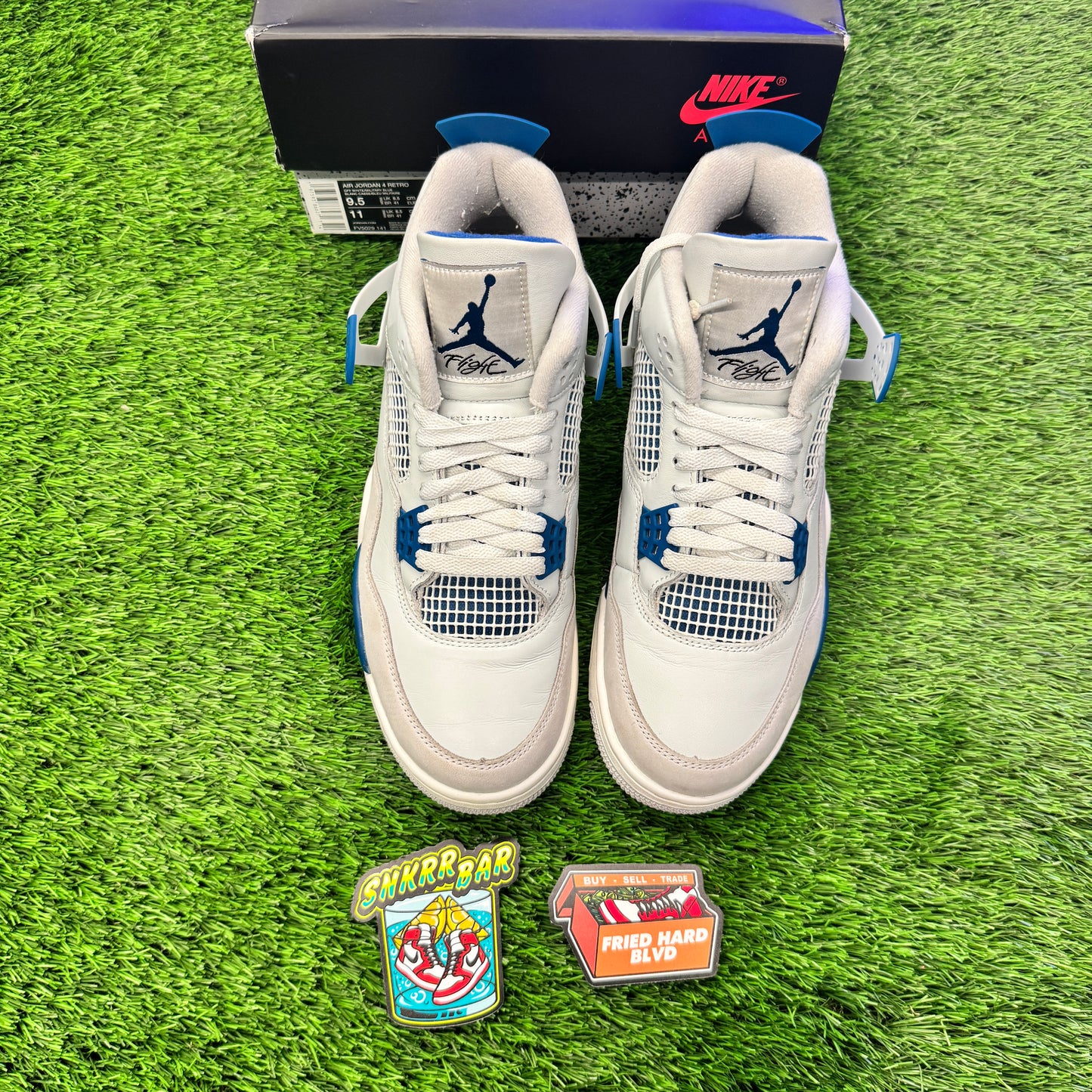 Jordan 4 Retro Military Blue (2024) 9.5M/11W