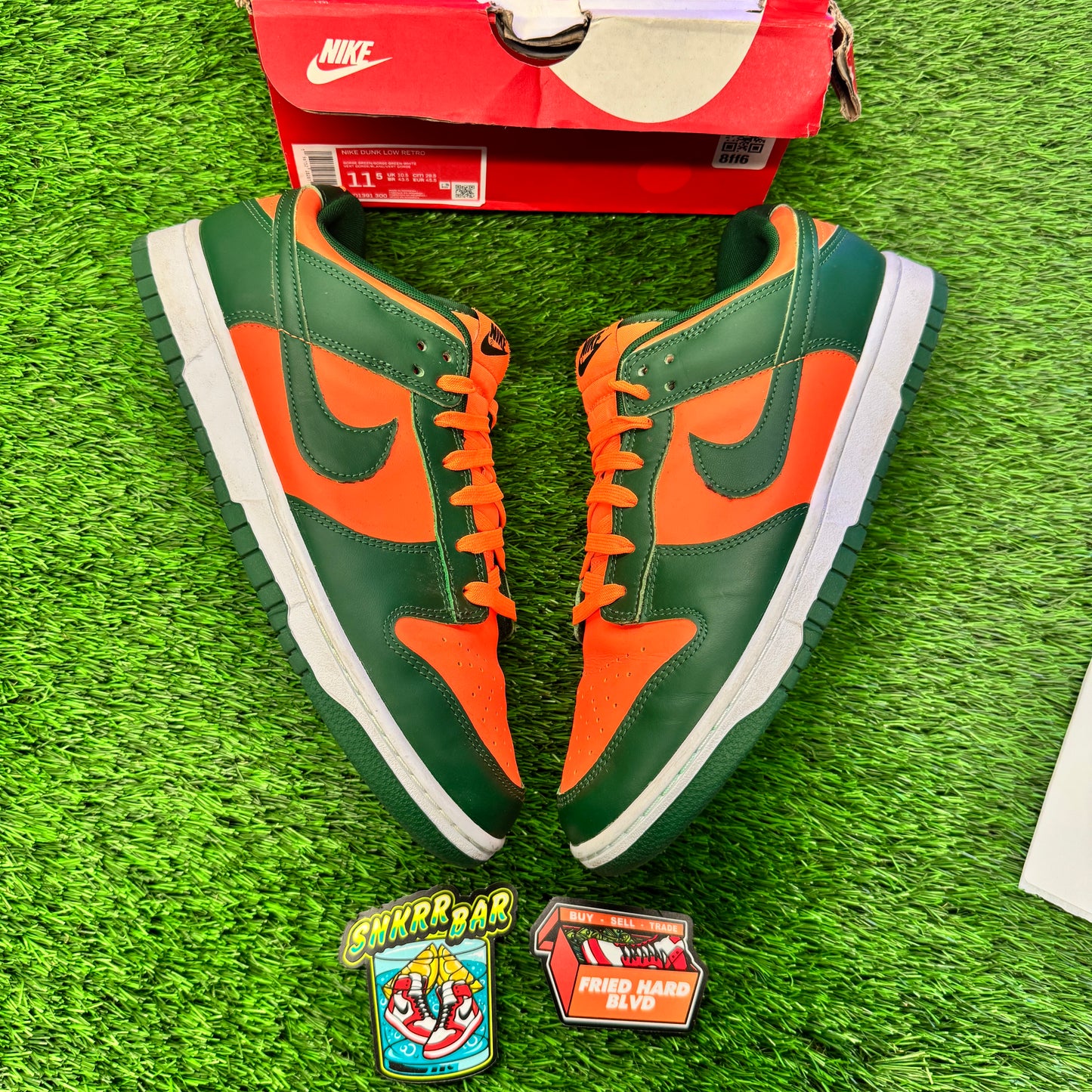 Nike Dunk Low Retro Miami Hurricanes SIZE 11.5M/13W