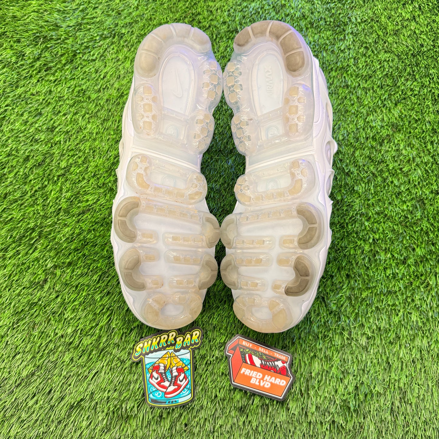 Air VaporMax Plus White SIZE 10.5M/12W