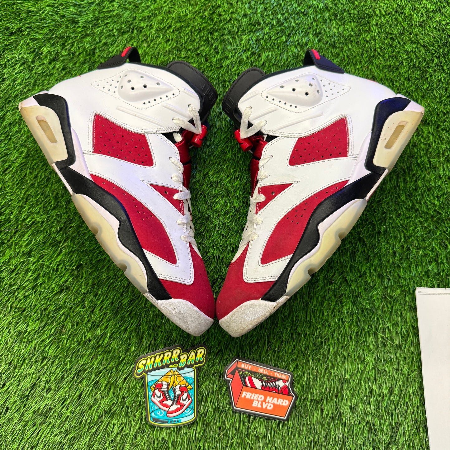 Jordan 6 Retro Carmine (2021) SIZE 11.5M/13W