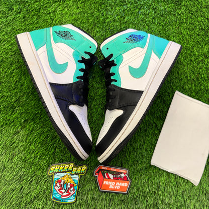 Jordan 1 Mid Tropical Twist Igloo SIZE 9M/10.5W