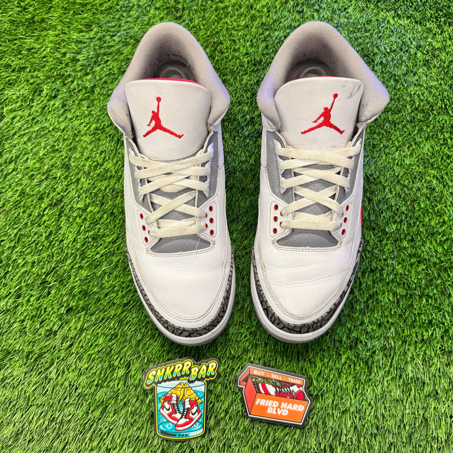 Jordan 3 Retro Fire Red (2022) SIZE 11.5M/13W
