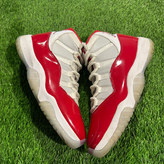 Jordan 11 Retro Cherry (2022)