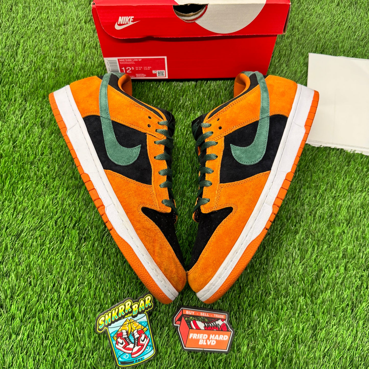Nike Dunk Low Ceramic SIZE 12.5M/14W