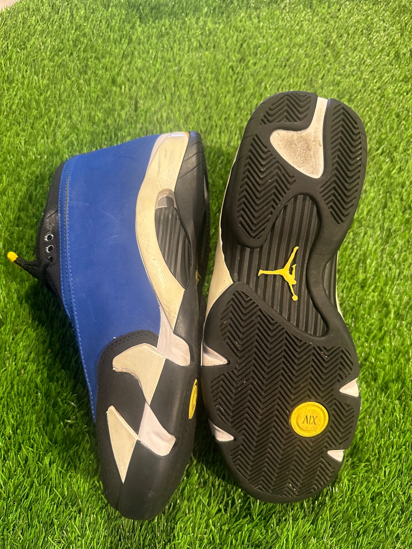 Jordan 14 Retro Low Laney (2015) 11M/12.5W