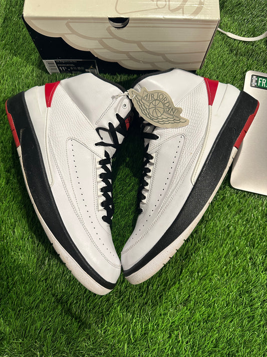 Jordan 2 Retro OG Chicago (2022)