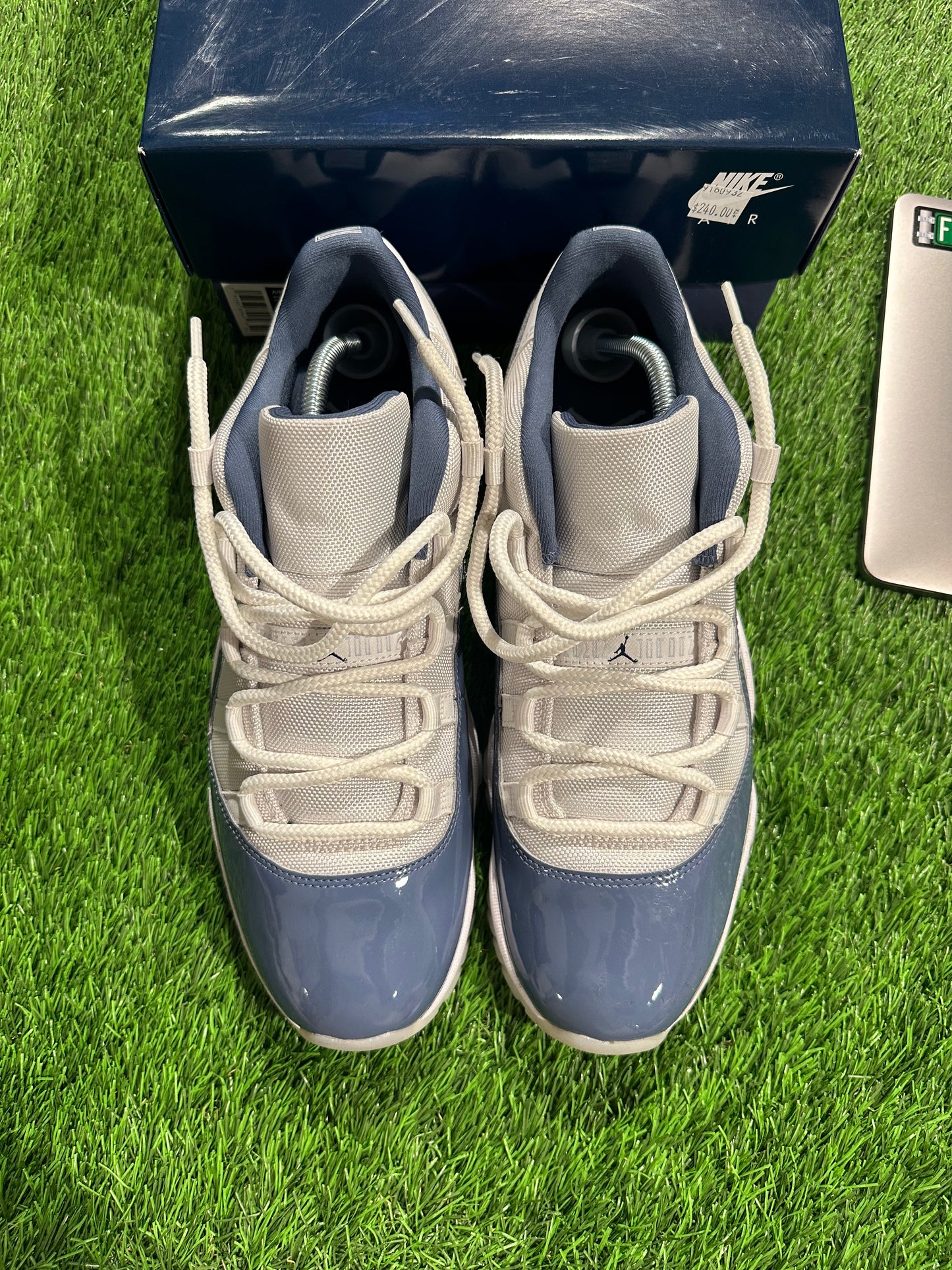 Jordan 11 Retro Low Diffused Blue