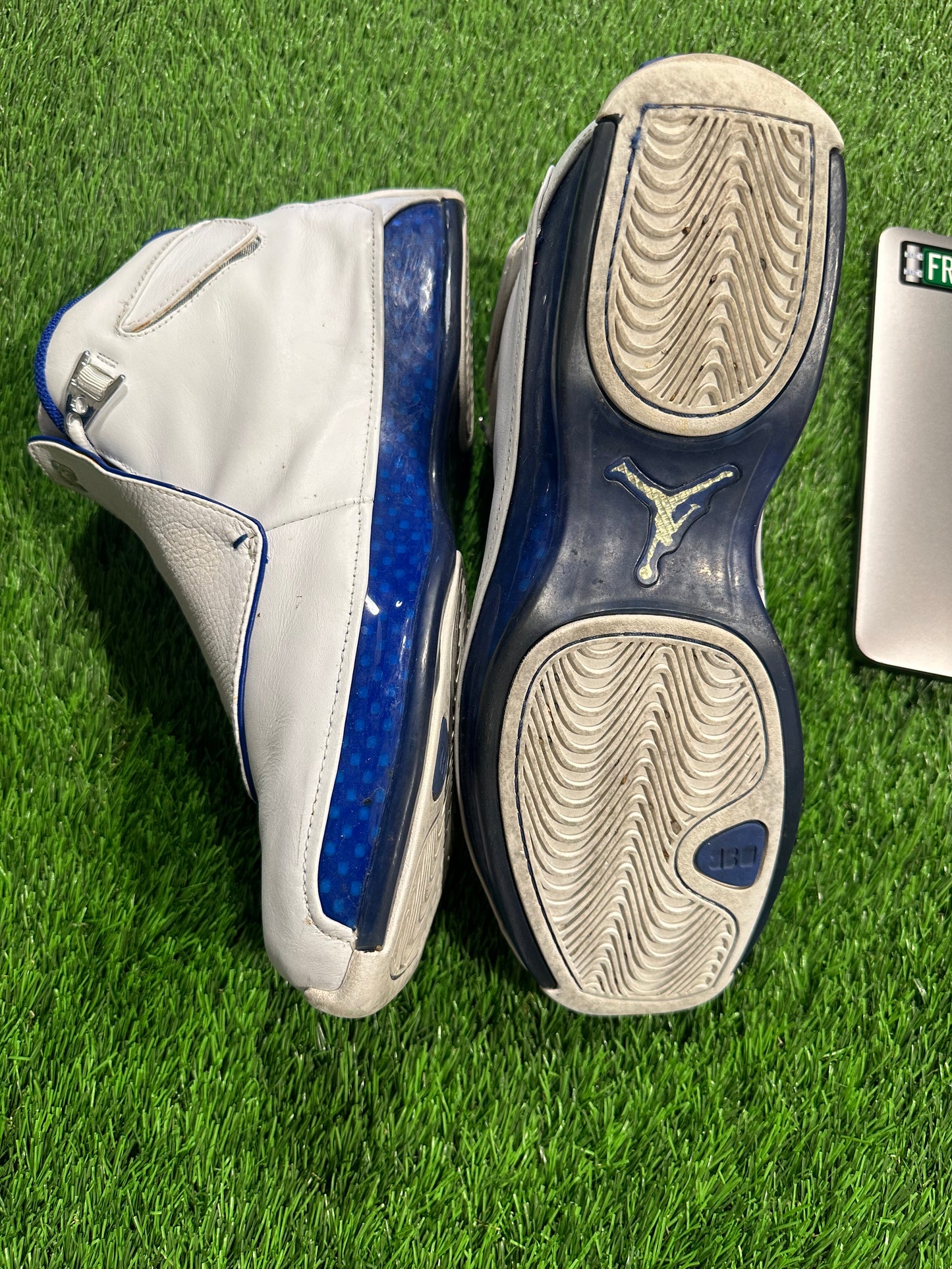 Jordan 18 OG White Sport Royal (2000)