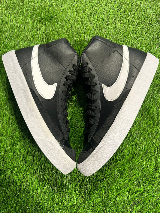 Nike Blazer Mid 77 Black White (GS) 6.5Y/8W