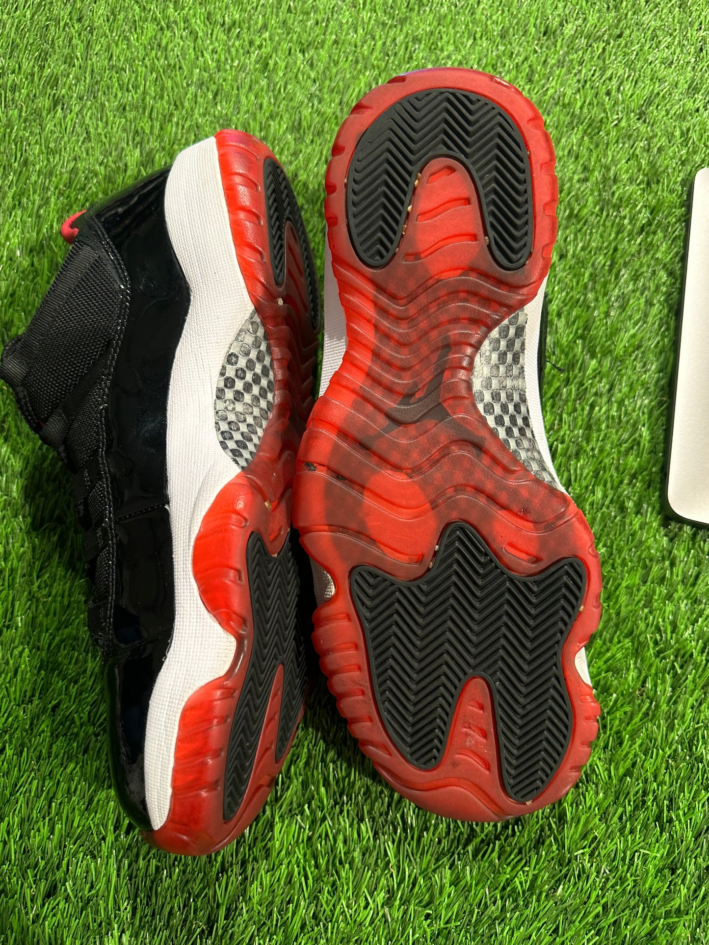 Jordan 11 Retro Low Bred 10M/11.5W