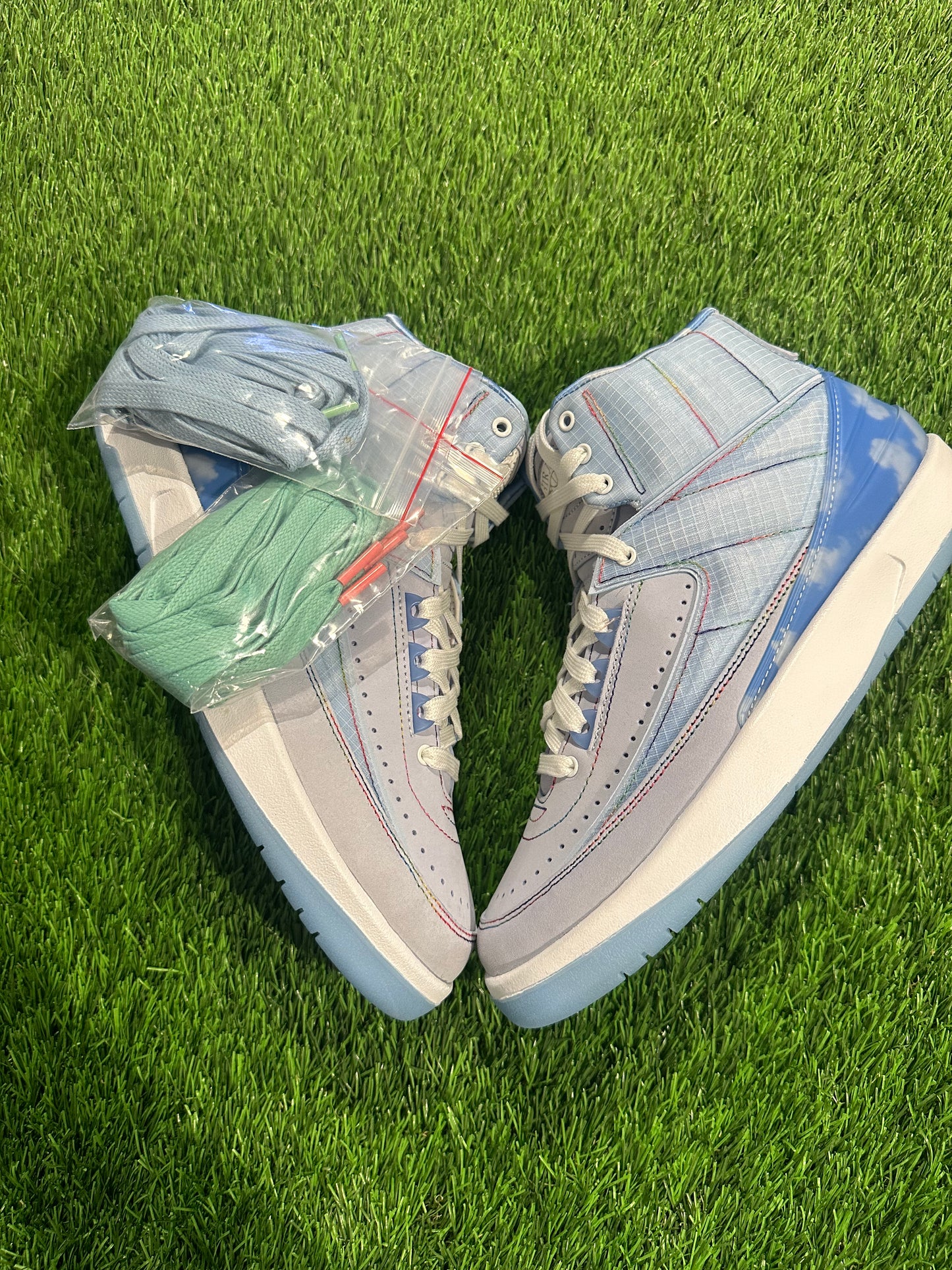 Jordan 2 Retro J Balvin 6Y/7.5W