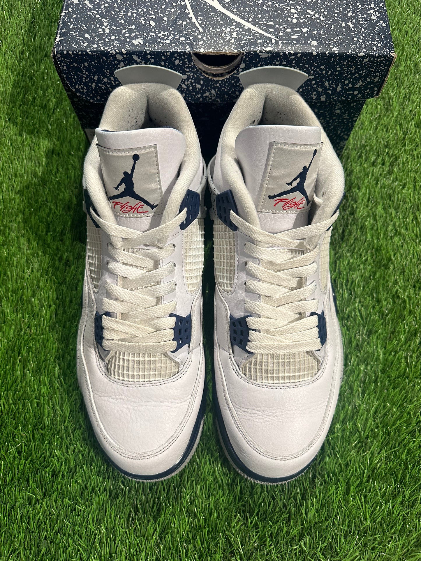 Jordan 4 Retro Midnight Navy