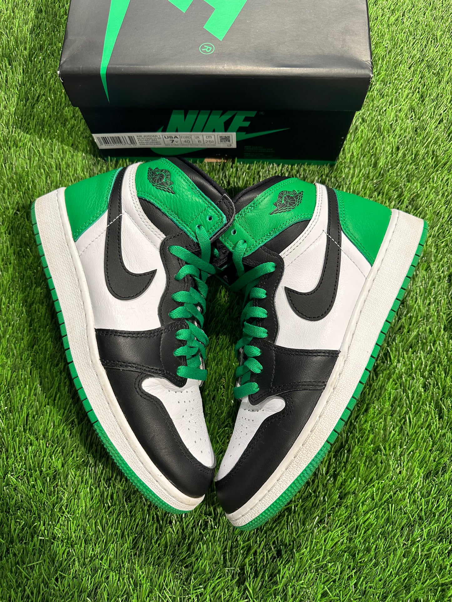 Jordan 1 Retro High OG Lucky Green (GS) 7Y/8.5W