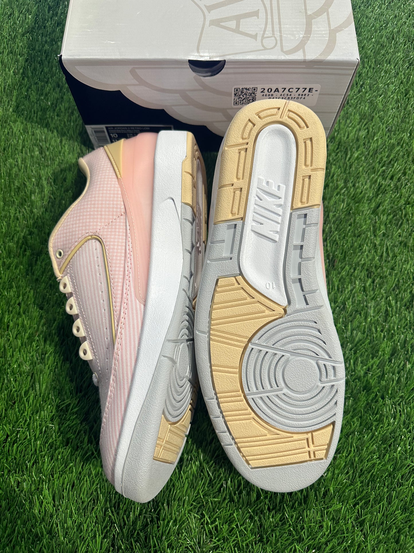 Jordan 2 Retro Low Craft Atmosphere