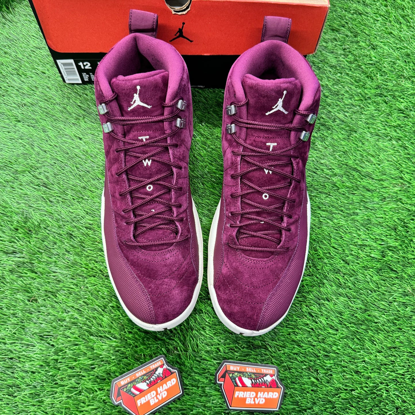 Jordan 12 Retro Bordeaux SIZE 12M/13.5W