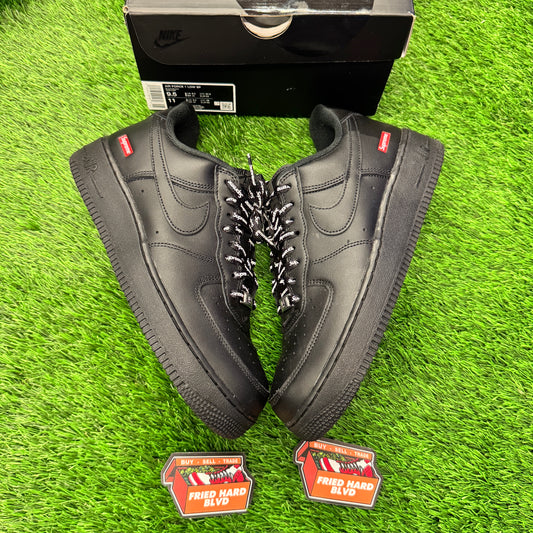 Air Force 1 Low Supreme Black SIZE 9.5M/11W